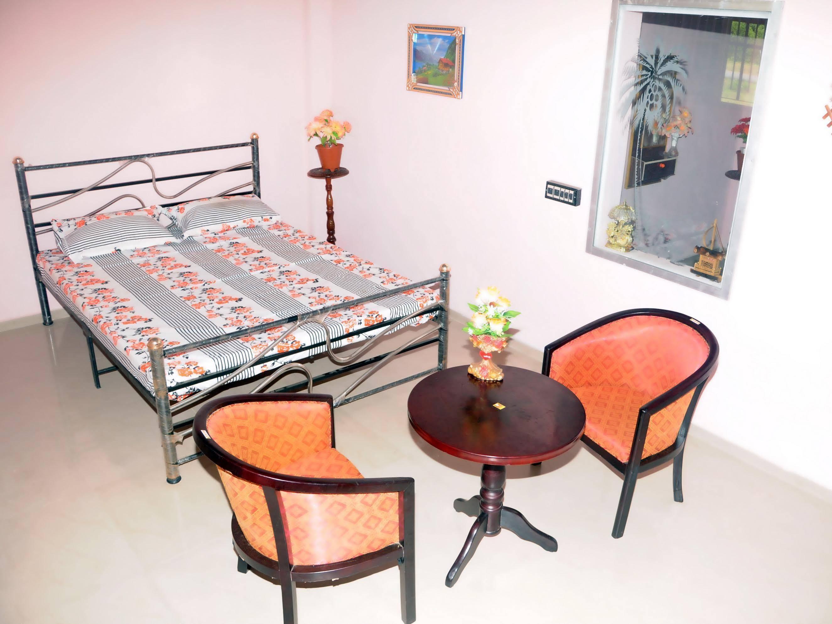 Sathwik Homestay Kumta ภายนอก รูปภาพ